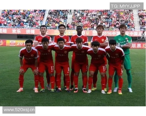 重庆排球队以69分领跑大师赛积分榜展现强劲实力